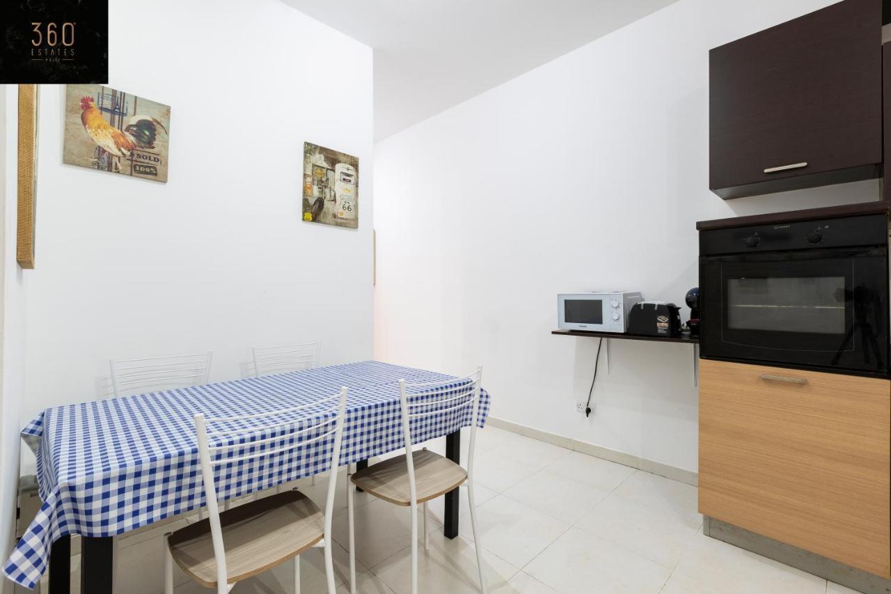 Centre Paceville Apt With Terrace, Bbq & Wifi By 360 Estates Saint Julian's エクステリア 写真